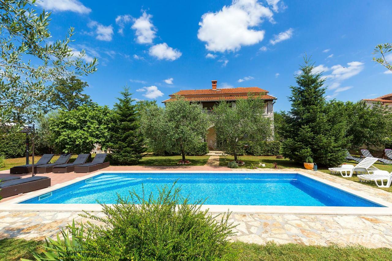 Family Vacation Villa Žbandaj Exterior foto